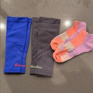 2 Bombas Compression Calf  Sleeves and 1 sock